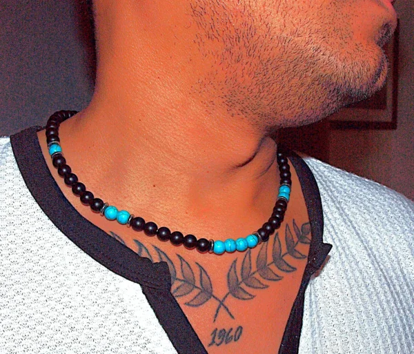 Collar para hombre hecho a mano con turquesa azul y ónix negro